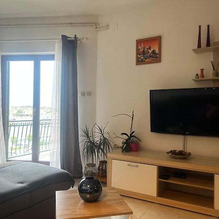 House Klarin Apartman Jezera Kültér fotó